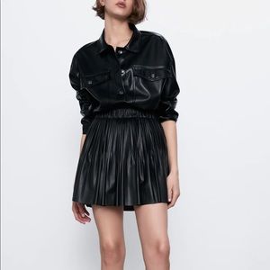 ZARA FAUX LEATHER SKIRT S
